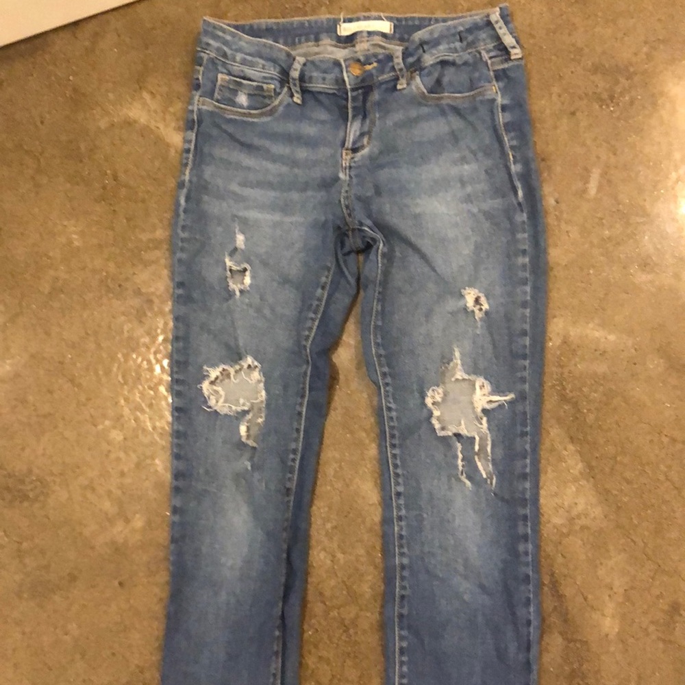 Women’s ripped jeans